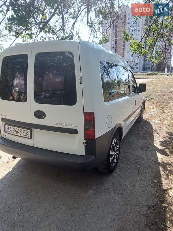 Минивэн Opel Combo 2004 в Кропивницком