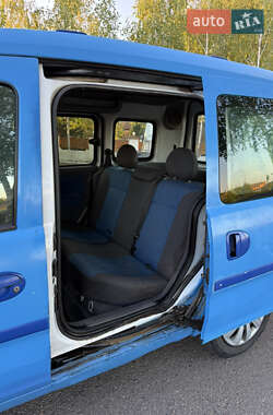 Минивэн Opel Combo 2005 в 