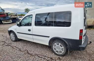 Минивэн Opel Combo 2006 в 