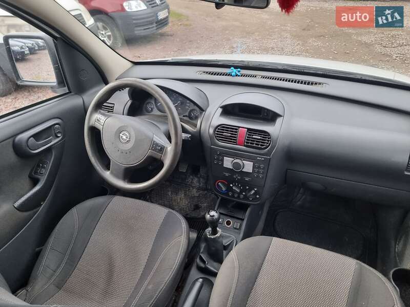 Минивэн Opel Combo 2006 в Кременце