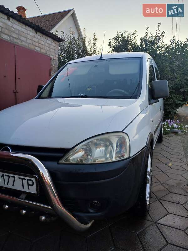 Минивэн Opel Combo 2007 в Покрове