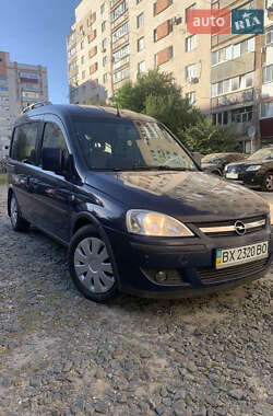 Минивэн Opel Combo 2009 в 