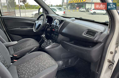 Грузовой фургон Opel Combo 2012 в Коломые