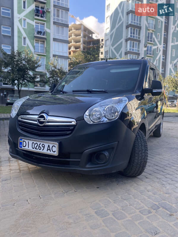 Мінівен Opel Combo 2015 в Івано-Франківську