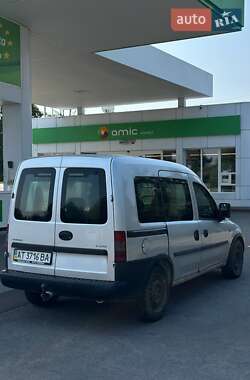 Минивэн Opel Combo 2006 в 