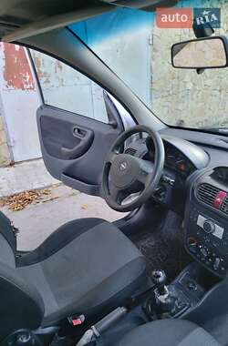 Минивэн Opel Combo 2005 в 