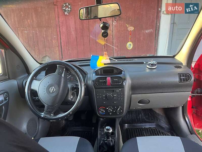 Минивэн Opel Combo 2005 в Богородчанах