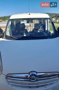 Вантажний фургон Opel Combo 2012 в Івано-Франківську