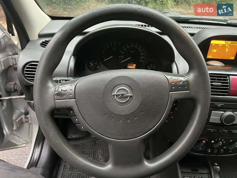Грузопассажирский фургон Opel Combo 2008 в Киеве