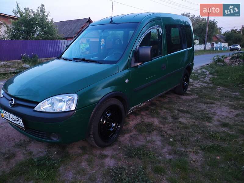 Минивэн Opel Combo 2006 в Виннице