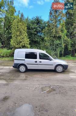 Минивэн Opel Combo 2002 в 