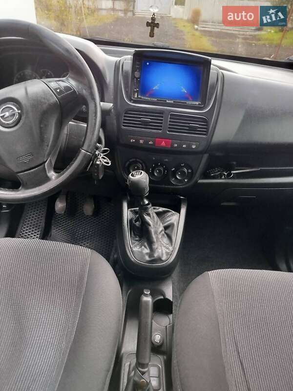 Мінівен Opel Combo 2013 в Білій Церкві