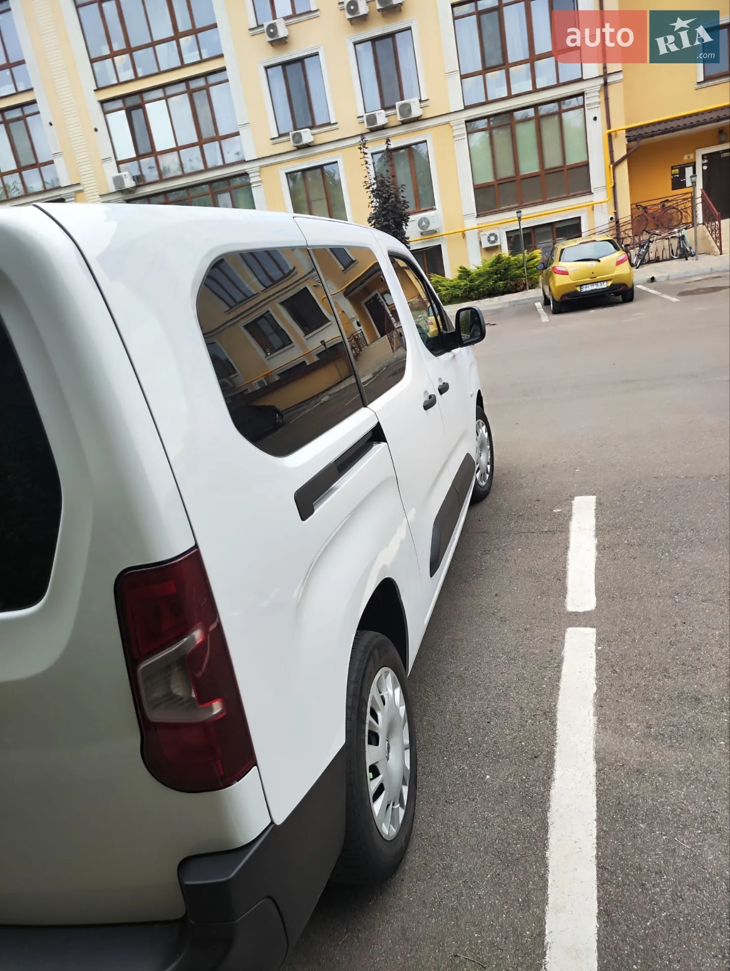 2022 Opel Combo - мініатюра 5