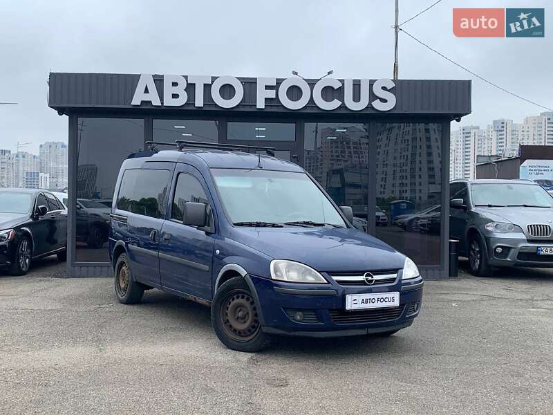 Минивэн Opel Combo 2008 в Киеве