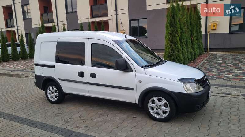Мінівен Opel Combo 2005 в Луцьку фото 5 Мінівен Opel Combo 2005 в Луцьку