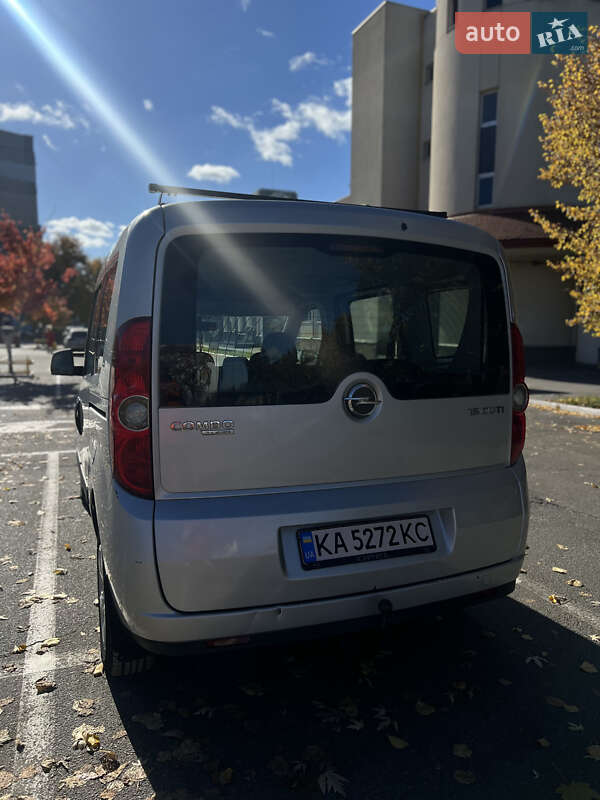 Мінівен Opel Combo 2012 в Броварах