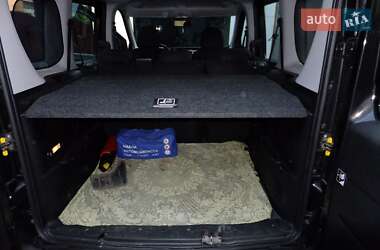 Минивэн Opel Combo 2012 в 
