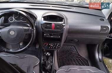 Минивэн Opel Combo 2006 в Турьих Реметах