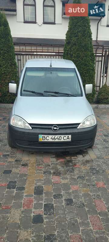 Минивэн Opel Combo 2004 в Львове фото 3 Минивэн Opel Combo 2004 в Львове
