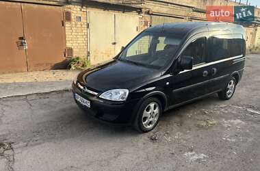 Минивэн Opel Combo 2006 в Запорожье Минивэн Opel Combo 2006 в Запорожье