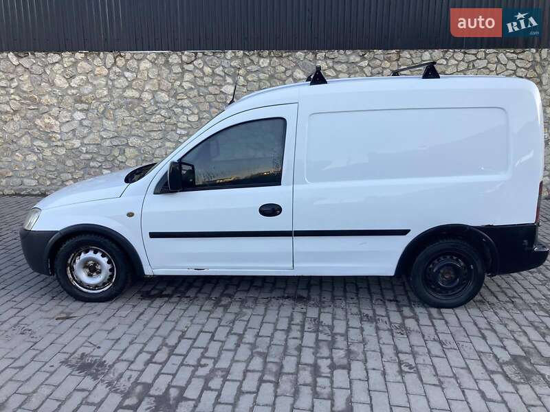Грузовой фургон Opel Combo 2003 в Тернополе