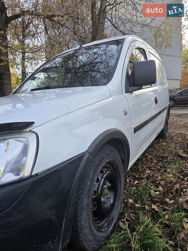 Грузовой фургон Opel Combo 2006 в Черновцах фото 7 Грузовой фургон Opel Combo 2006 в Черновцах