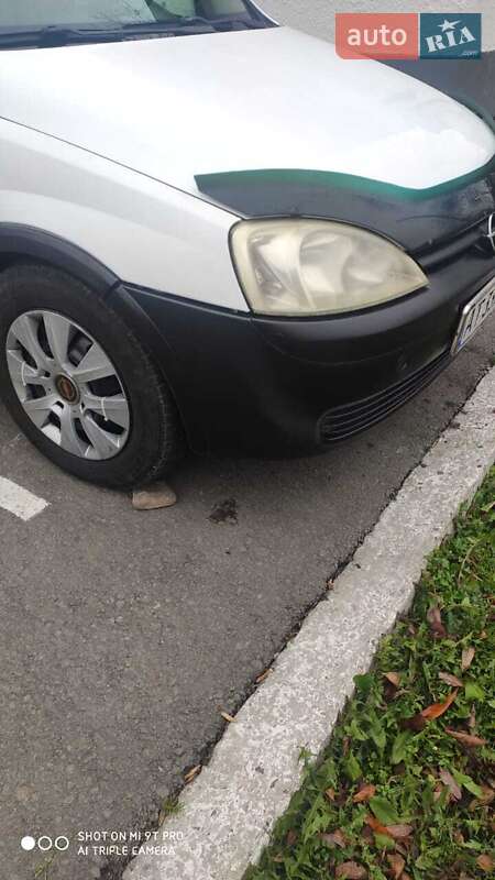 Минивэн Opel Combo 2005 в Коломые