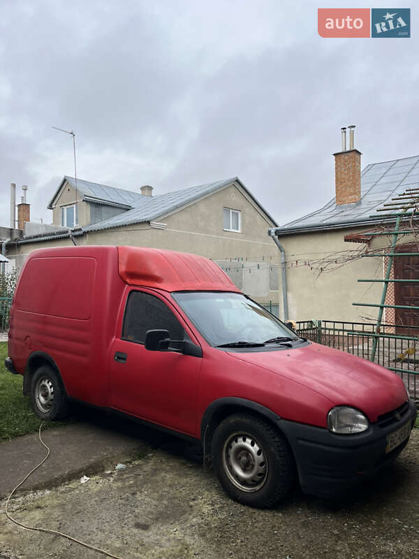 Вантажний фургон Opel Combo 1995 в Львові