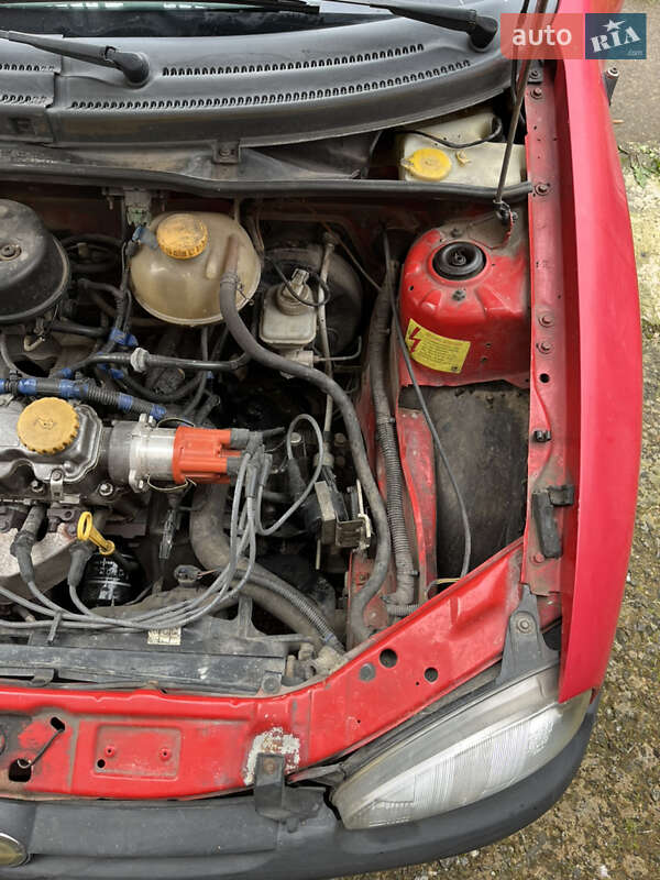 Вантажний фургон Opel Combo 1995 в Львові