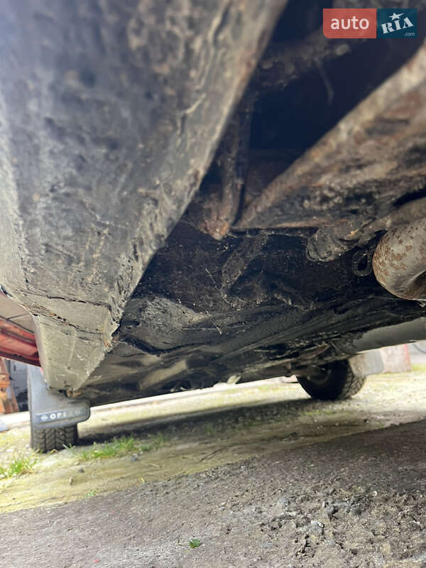 Вантажний фургон Opel Combo 1995 в Львові