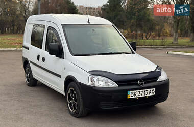Мінівен Opel Combo 2002 в Рівному
