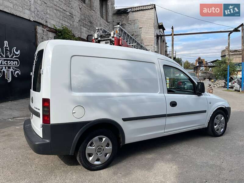 Минивэн Opel Combo 2007 в Днепре