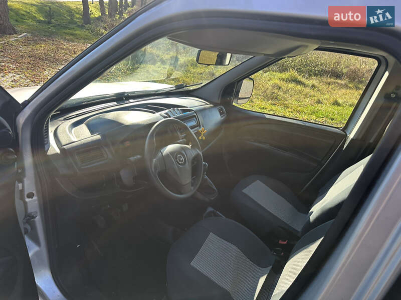 Мінівен Opel Combo 2012 в Львові фото 17 Мінівен Opel Combo 2012 в Львові