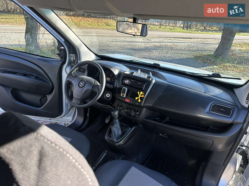 Мінівен Opel Combo 2012 в Львові фото 22 Мінівен Opel Combo 2012 в Львові