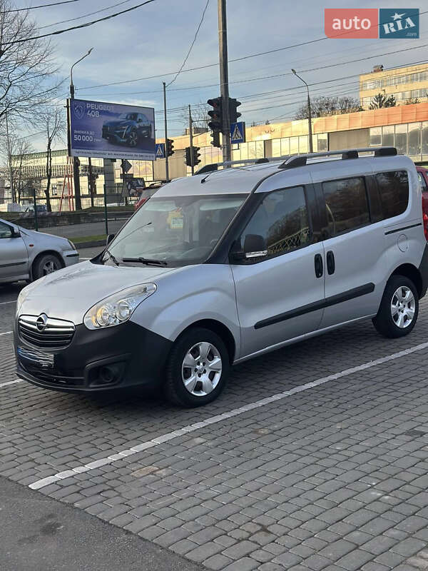 Мінівен Opel Combo 2013 в Тернополі