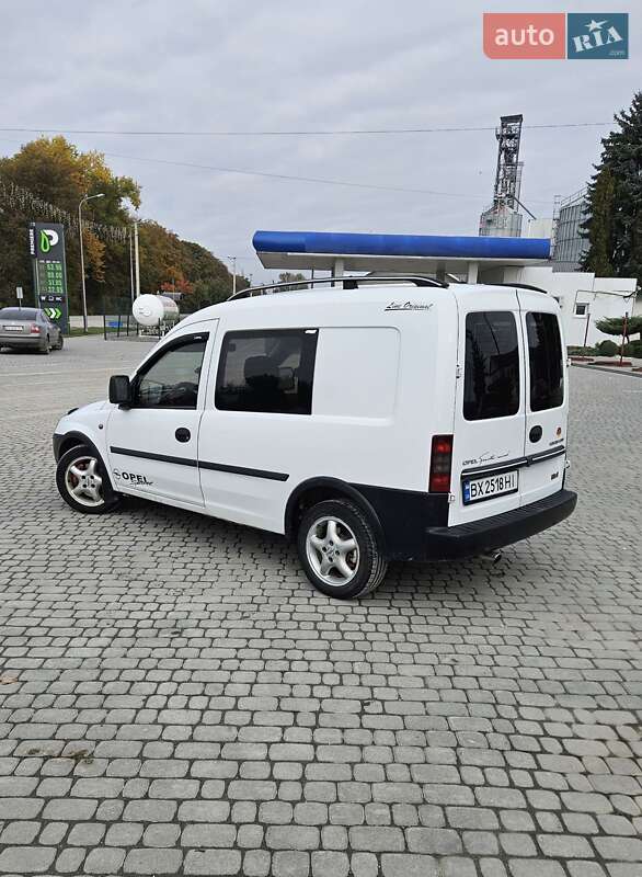 Минивэн Opel Combo 2004 в Чемеровцах