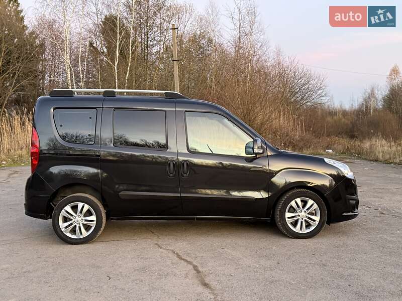 Минивэн Opel Combo 2012 в Трускавце