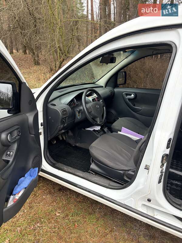 Минивэн Opel Combo 2010 в Житомире