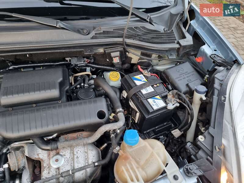 Минивэн Opel Combo 2012 в Ровно