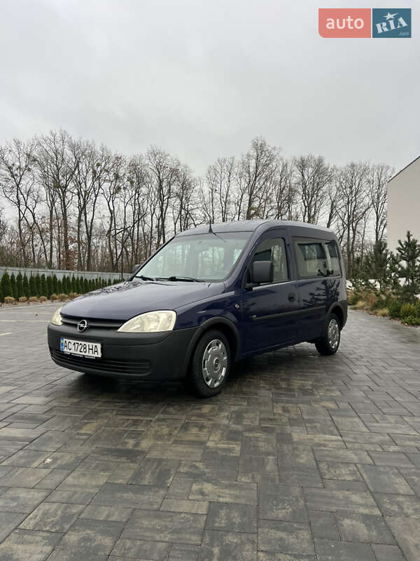 Минивэн Opel Combo 2003 в Луцке фото 2 Минивэн Opel Combo 2003 в Луцке