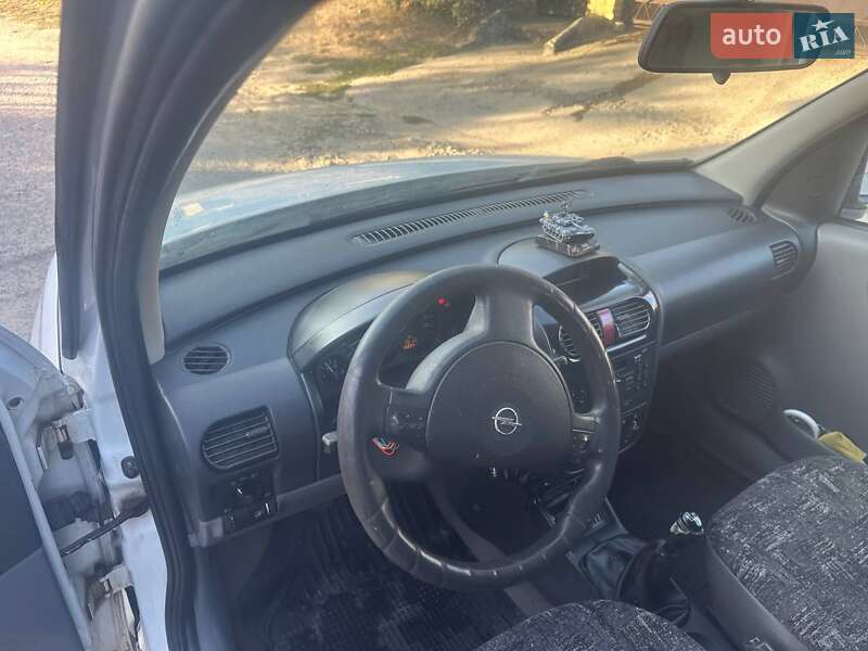 Мінівен Opel Combo 2005 в Дніпрі
