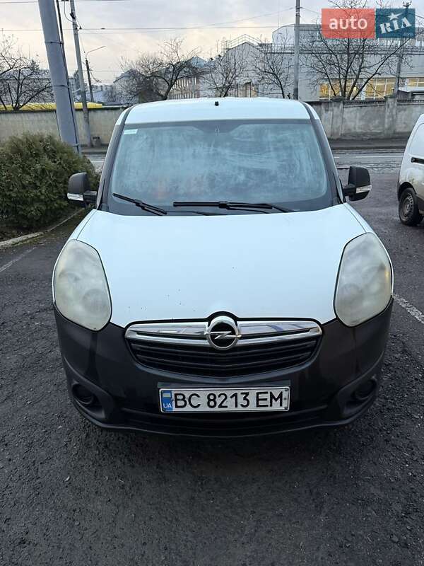 Грузовой фургон Opel Combo 2012 в Львове