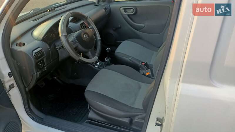Вантажний фургон Opel Combo 2007 в Дніпрі