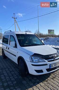 Мінівен Opel Combo 2010 в Львові