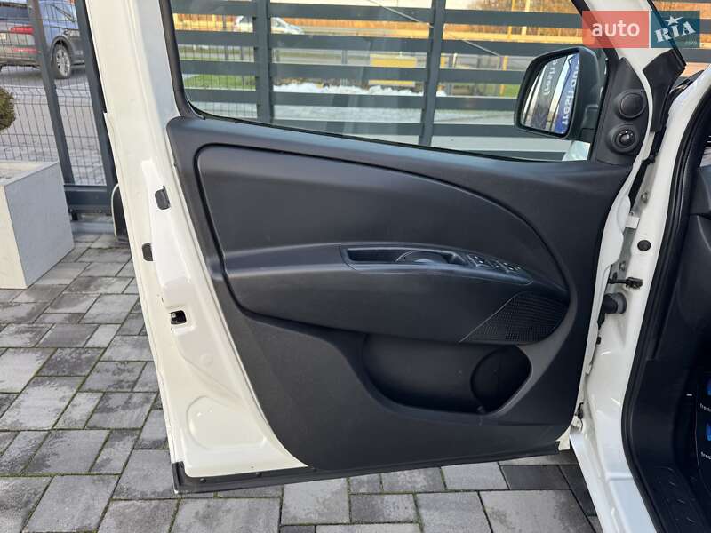 Минивэн Opel Combo 2018 в Ровно