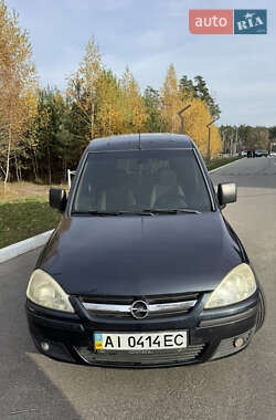 Минивэн Opel Combo 2005 в Киеве