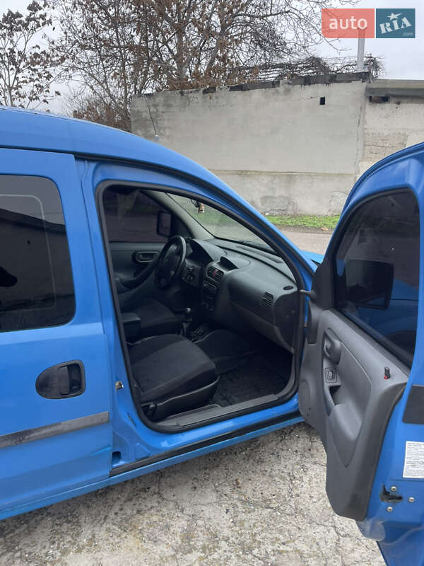 Мінівен Opel Combo 2003 в Одесі