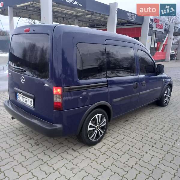Минивэн Opel Combo 2008 в Стрые