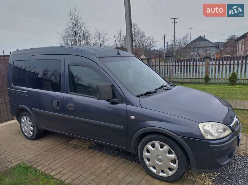 Мінівен Opel Combo 2007 в Калуші фото 2 Мінівен Opel Combo 2007 в Калуші