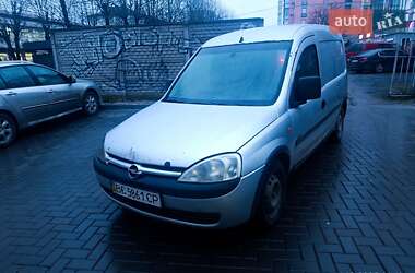 Вантажний фургон Opel Combo 2002 в Луцьку